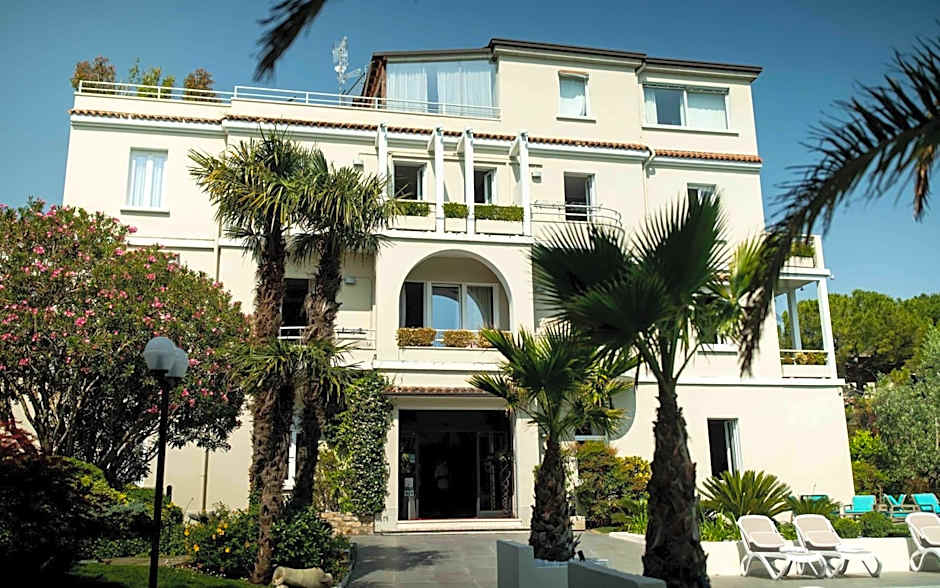Hotel Benaco