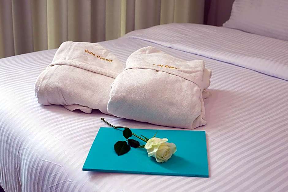 Suite Caesar - Neot Golf