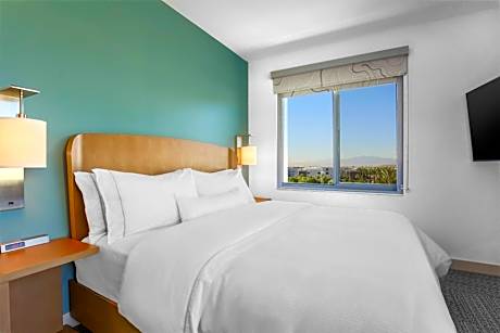 Guest Room, 1 King