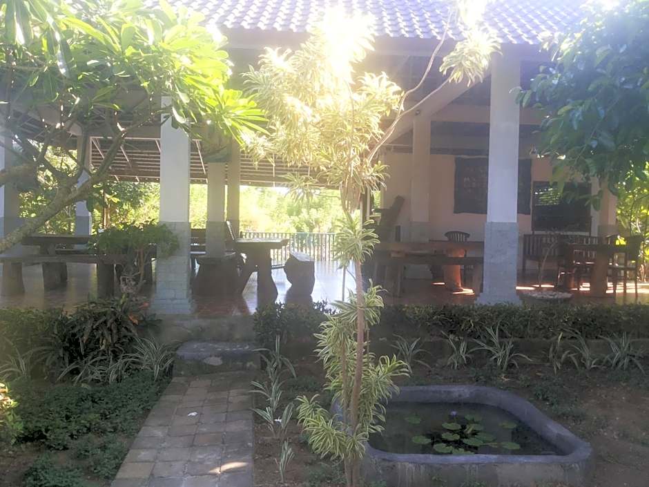 Lotus Garden Huts