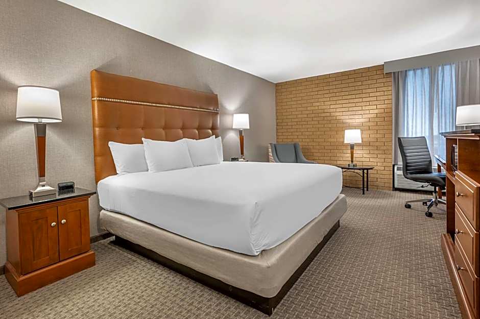 Drury Inn & Suites Champaign