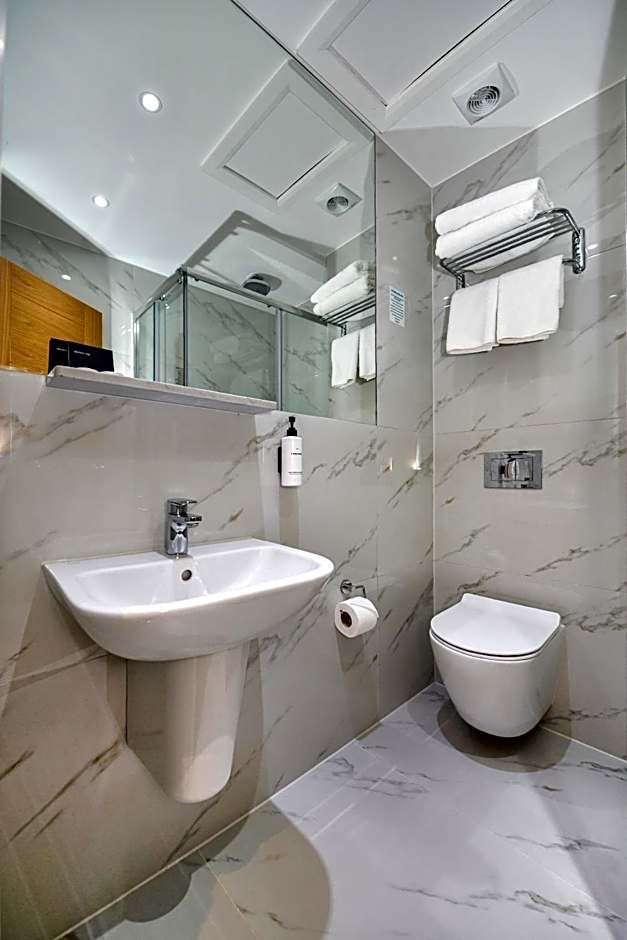 Queens Park Premier London Hyde Park