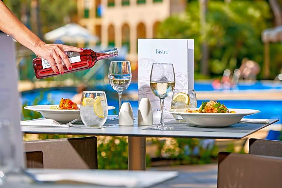 Zafiro Cala Mesquida