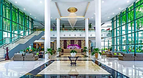 Becamex Hotel New City