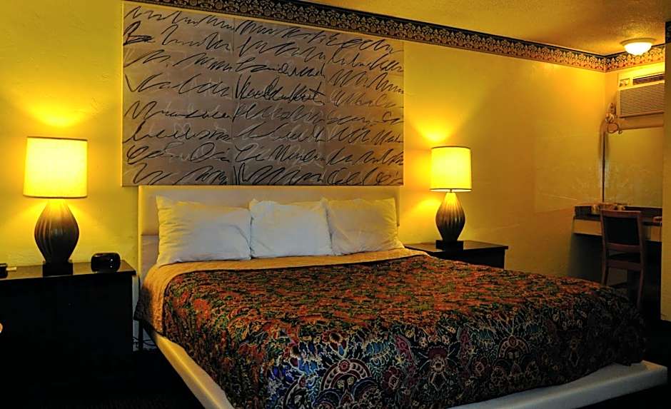 Travelers Inn Manteca