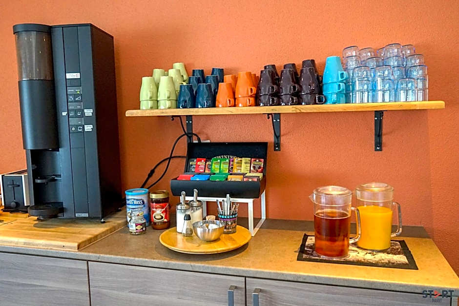 Start Keflavík Airport