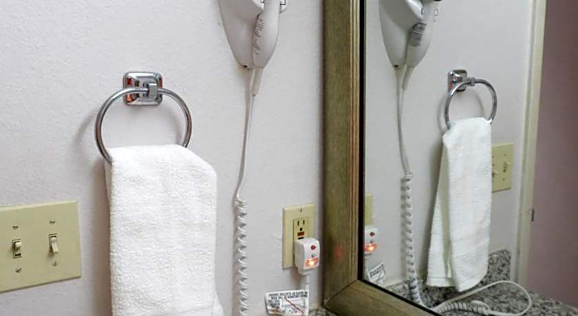 Super 8 by Wyndham Westminster Denver North