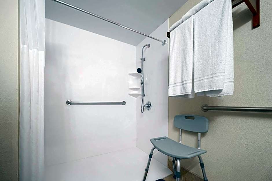 Village Inn Clemmons/Winston Salem, Trademark by Wyndham