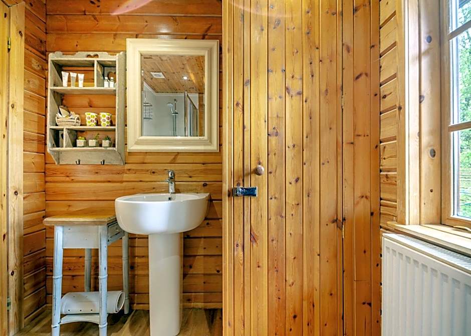 Anglesey Lakeside Lodges