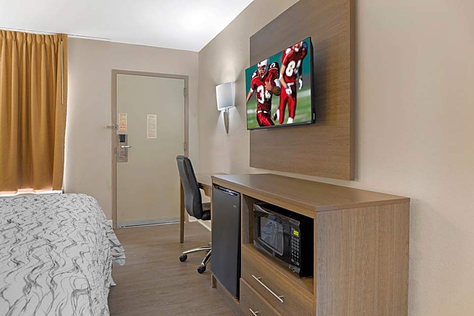 Red Roof Inn Bowling Green