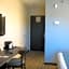 Microtel Inn & Suites By Wyndham Spring Hill/Weeki Wachee