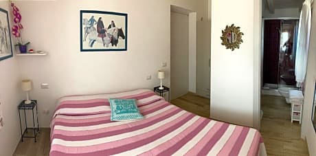 Double or Twin Room with Private Bathroom