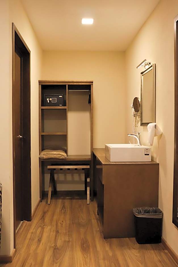 Hotel JYE by Serranillo, Mineral del Monte Hgo