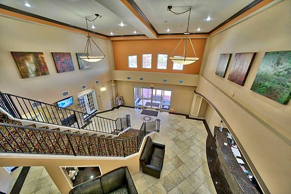 Comfort Inn & Suites