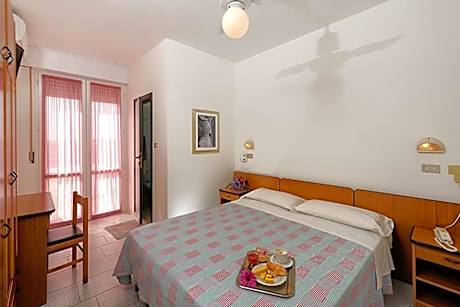 Economy Double or Twin Room