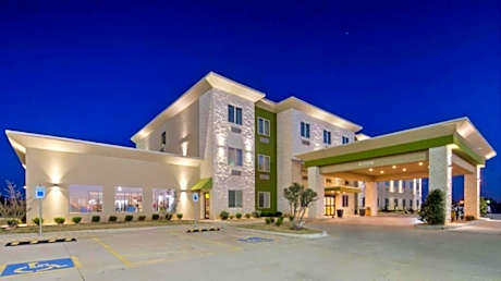 Best Western Lindsay Inn & Suites