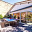 Logis Hotel L'Oliveraie