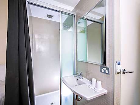 Standard Room with 2 single beds