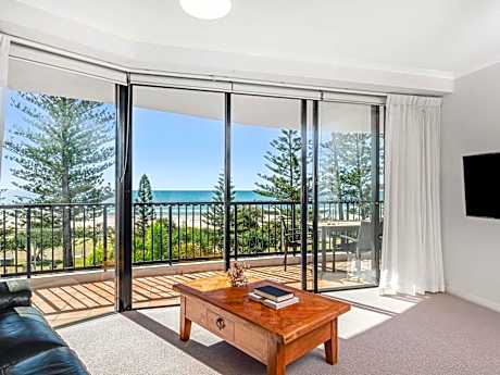 One-Bedroom Apartment with Ocean View