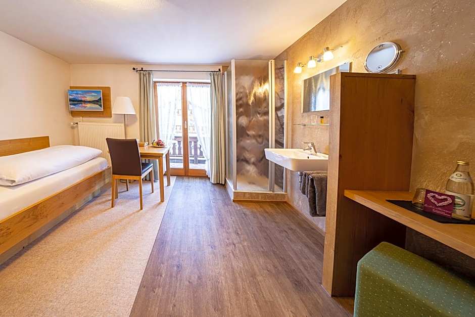 Frühstückspension Gästehaus Zum weissen Rössl