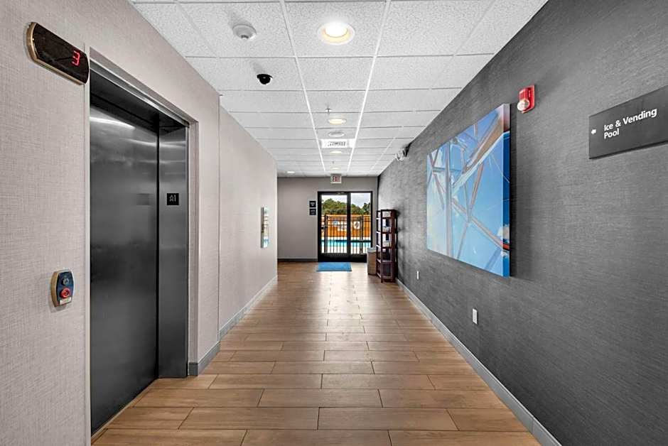 Hampton Inn By Hilton & Suites Pensacola I-10 N At University Town Plaza