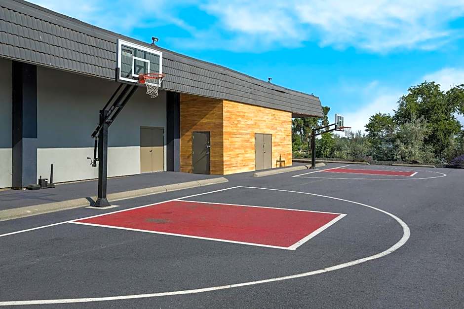 Richland Riverfront Hotel and Conference Center, Ascend Hotel Collection