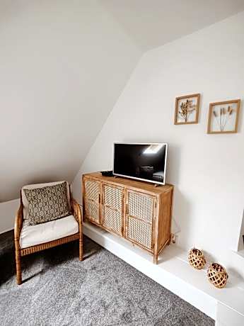 Twin Room with Private Bathroom