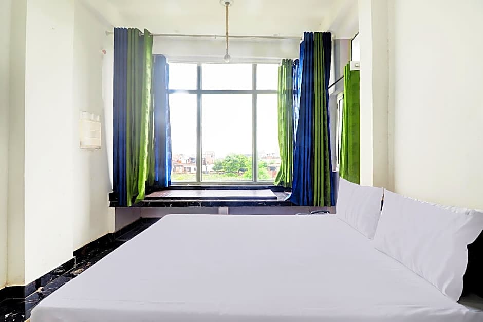 OYO  Ananya Hotel & AYURVEDA HWC