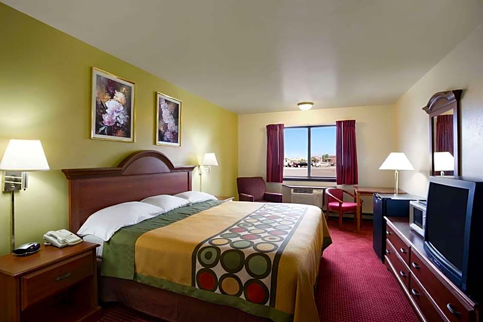 Super 8 by Wyndham Eau Claire WI