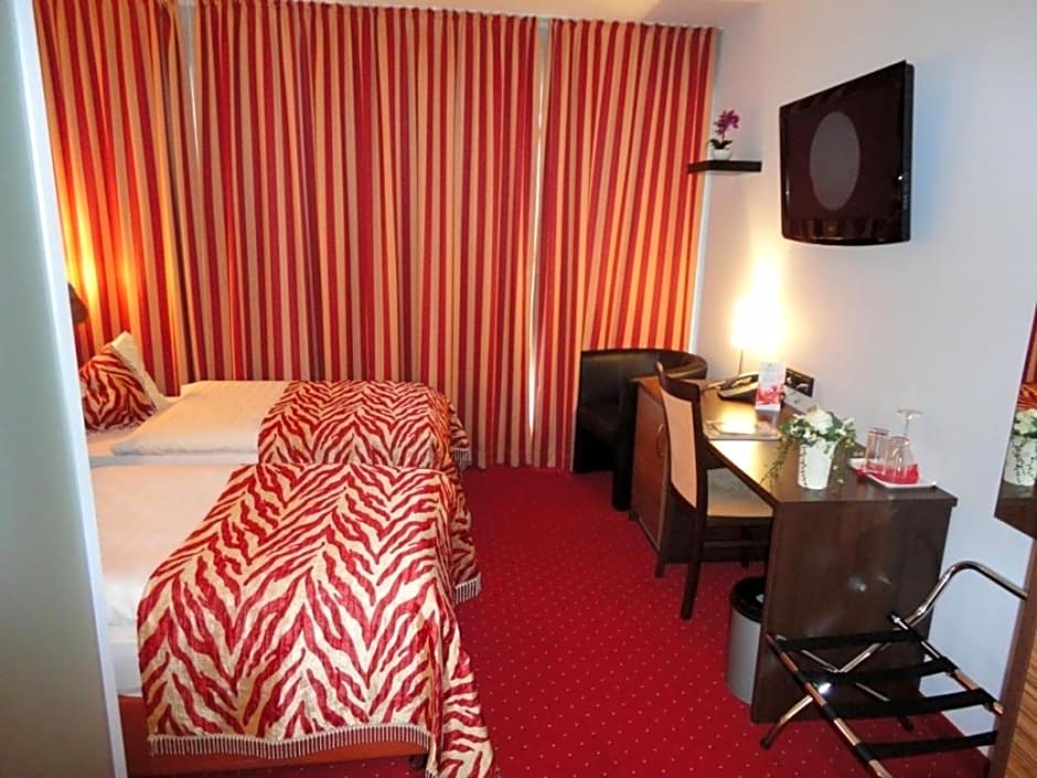 Grand Hotel Dream Main City Center