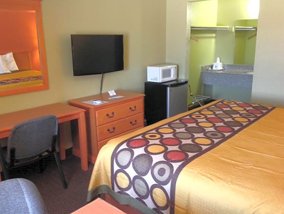 Americas Best Value Inn Pryor