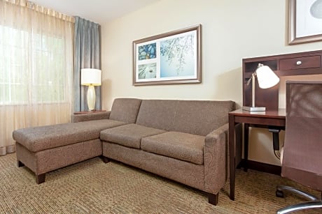 King Room - Mobility Access Tub - Non-Smoking
