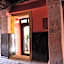 Riad Davina