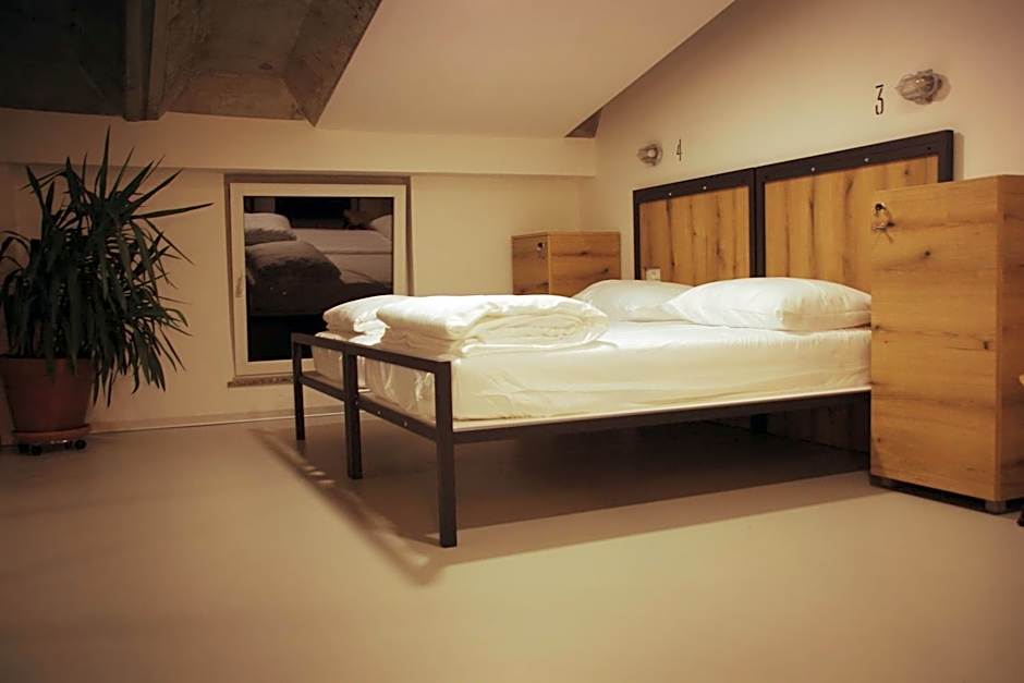 Photo 1 of 35 of GARAGE HOSTEL