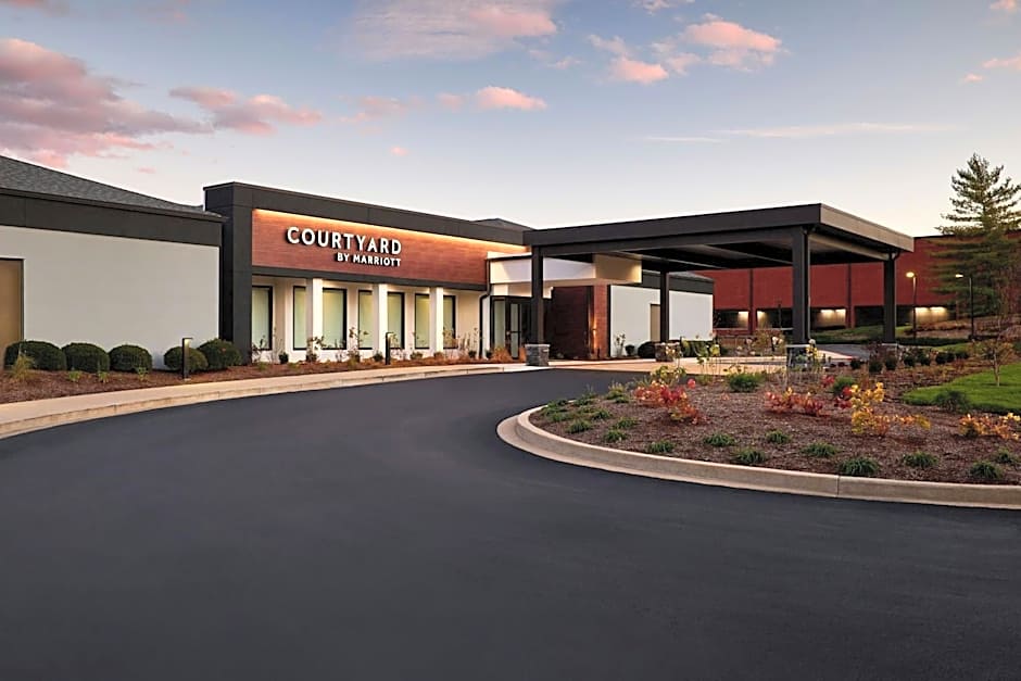 Courtyard by Marriott St. Louis Creve Coeur