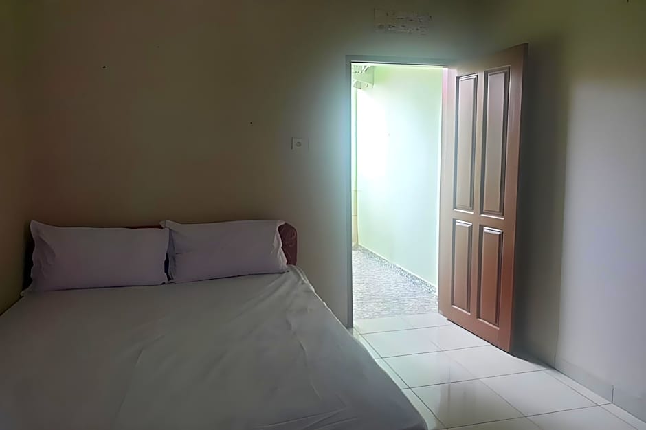 Hotel O A2b Guesthouse