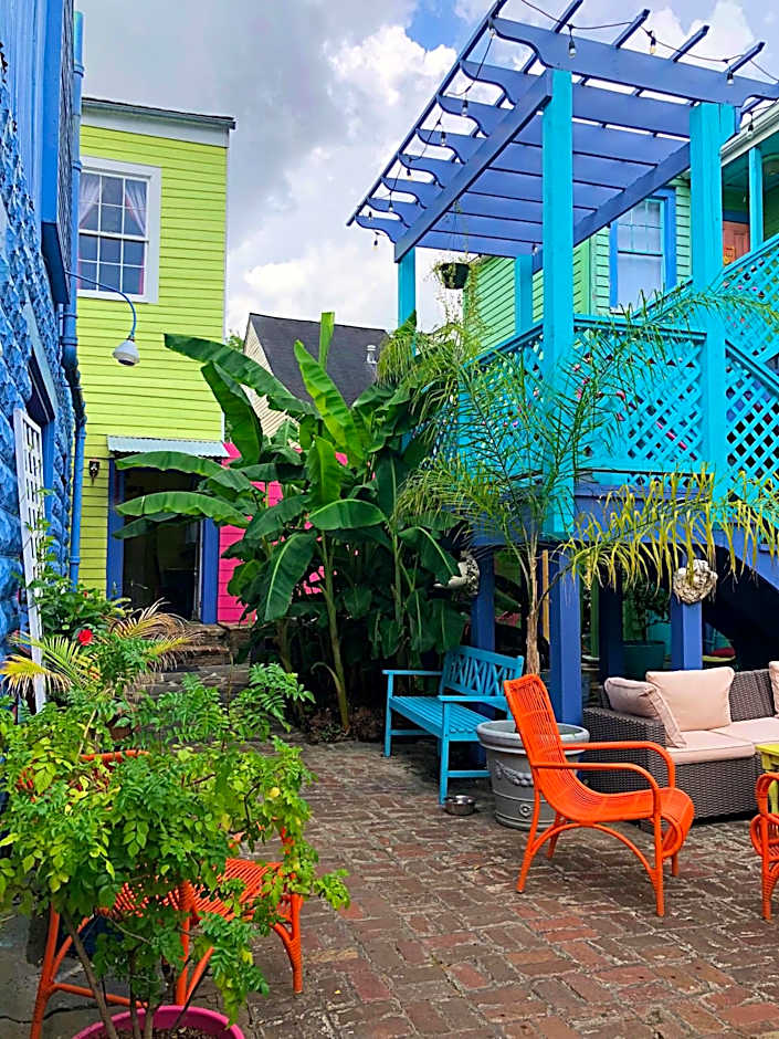 Creole Gardens Guesthouse and Inn