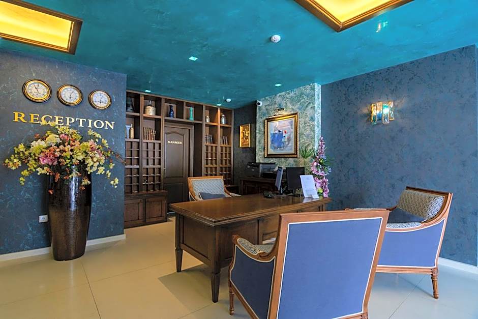 Maria Palace Complex