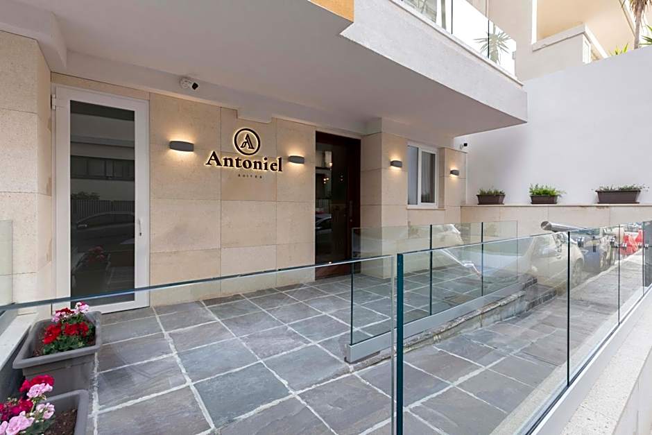 Antoniel Suites