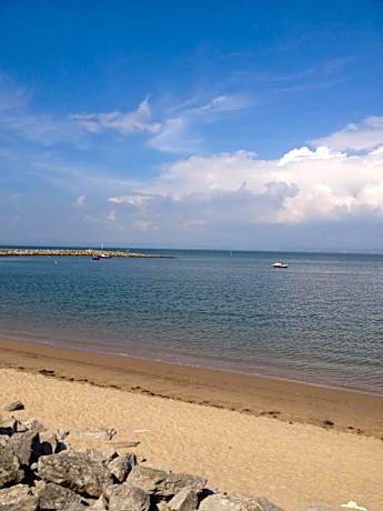 Family Room with Sea View ( 4 Adults)
