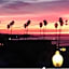Howard Johnson by Wyndham Santa Cruz Beach Boardwalk