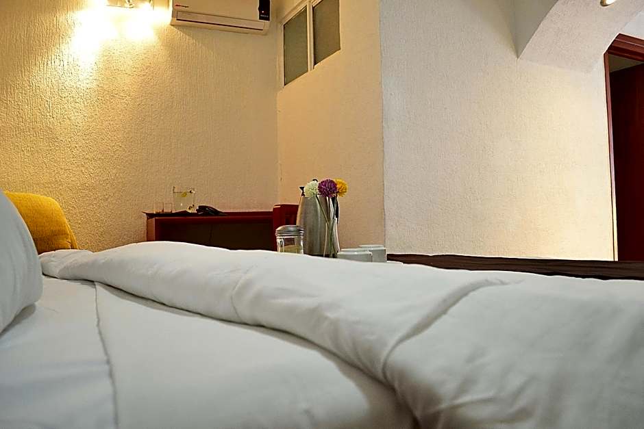Hotel Campestre Inn