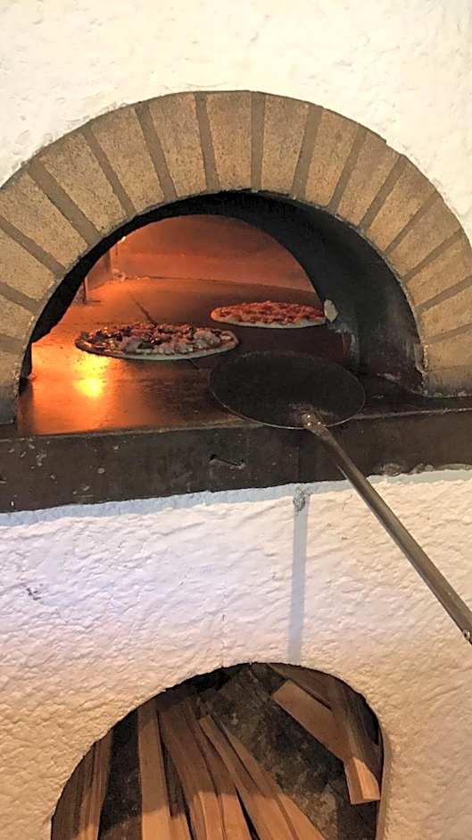 ALBERGO BAR RISTORANTE DOLOMIA