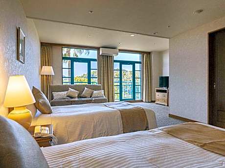 Deluxe Twin Room - Non-Smoking