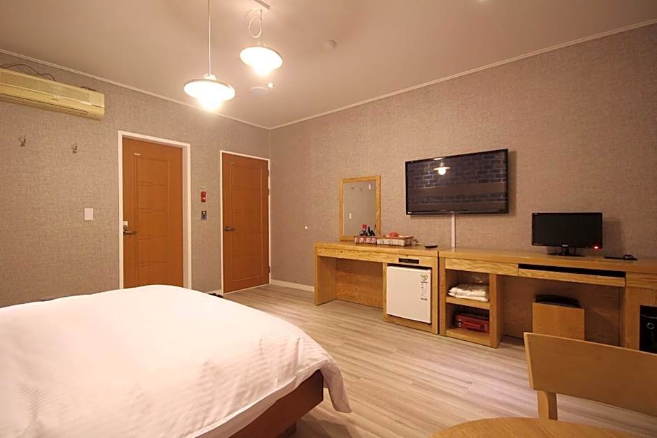 Gimhae Jangyu Check hotel