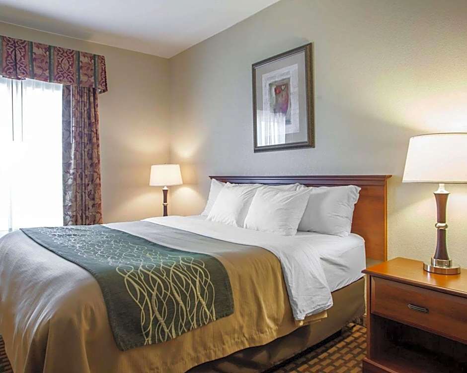 Comfort Inn & Suites Harrisonville