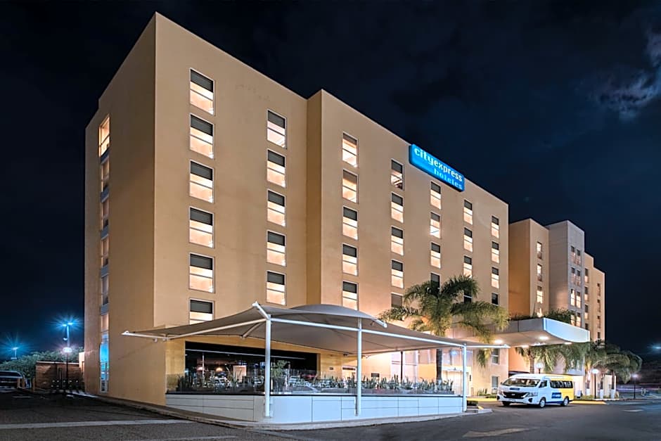 City Express by Marriott Querétaro Juríca