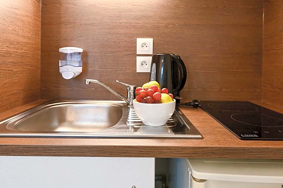 Comfort Aparthotel Versailles, St Cyr l'Ecole