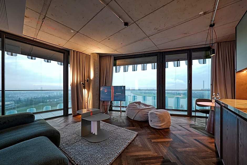 The Zipper Hotel und Apartments