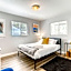 Smart Eclectic ART HOUSE near UC Davis Med Center